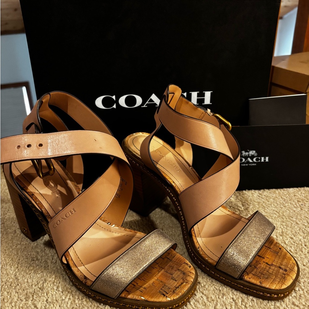 COACH Mandy Block Heel Size 8 - Picture 6 of 6